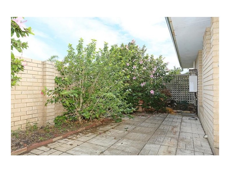 8 Fitzroy Close, Dudley Park WA 6210