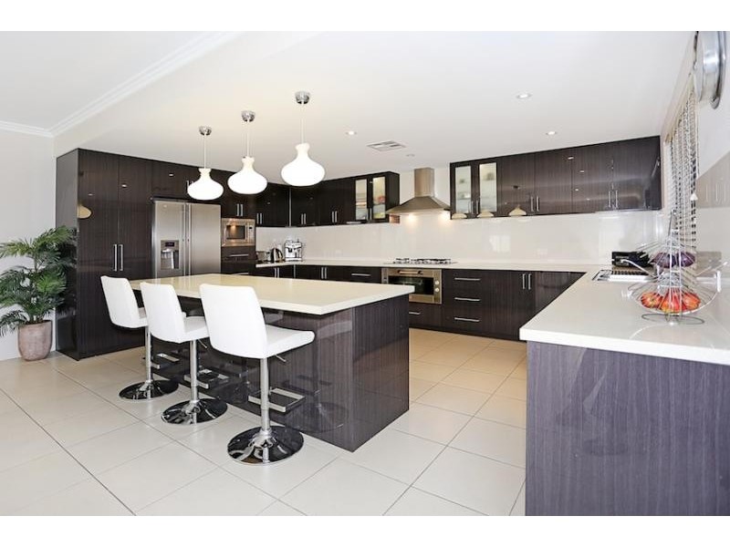5 Tectona Way, Halls Head WA 6210
