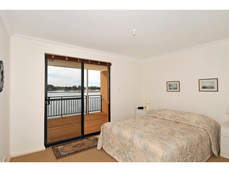 15/19 San Marco Quays, Halls Head WA 6210
