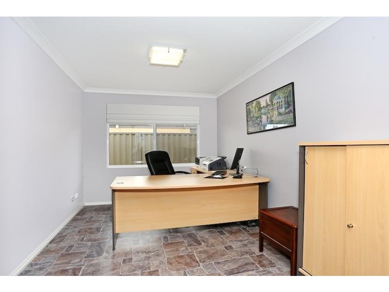 15 Purcell Gardens, South Yunderup WA 6208
