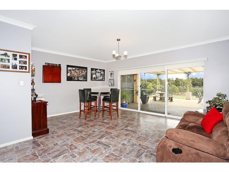 15 Purcell Gardens, South Yunderup WA 6208