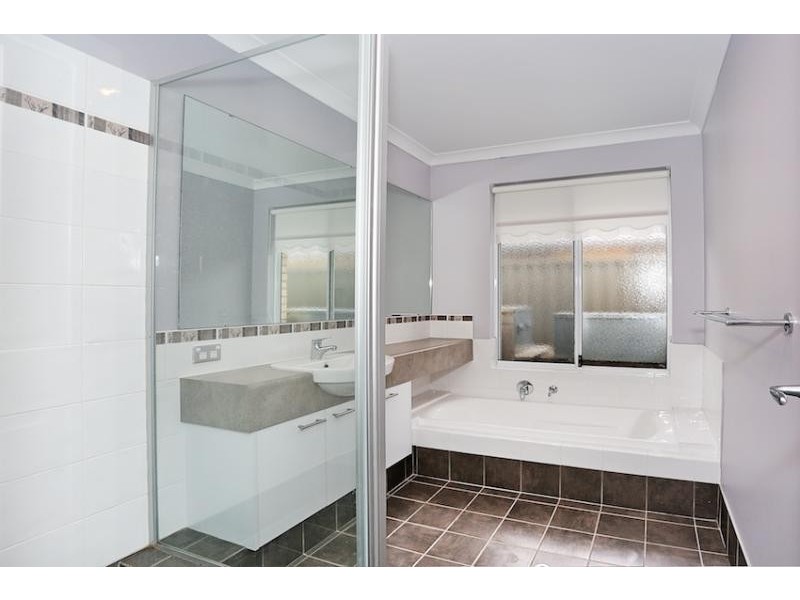 15 Purcell Gardens, South Yunderup WA 6208