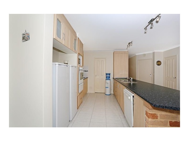 19 Waterside Drive, Dudley Park WA 6210