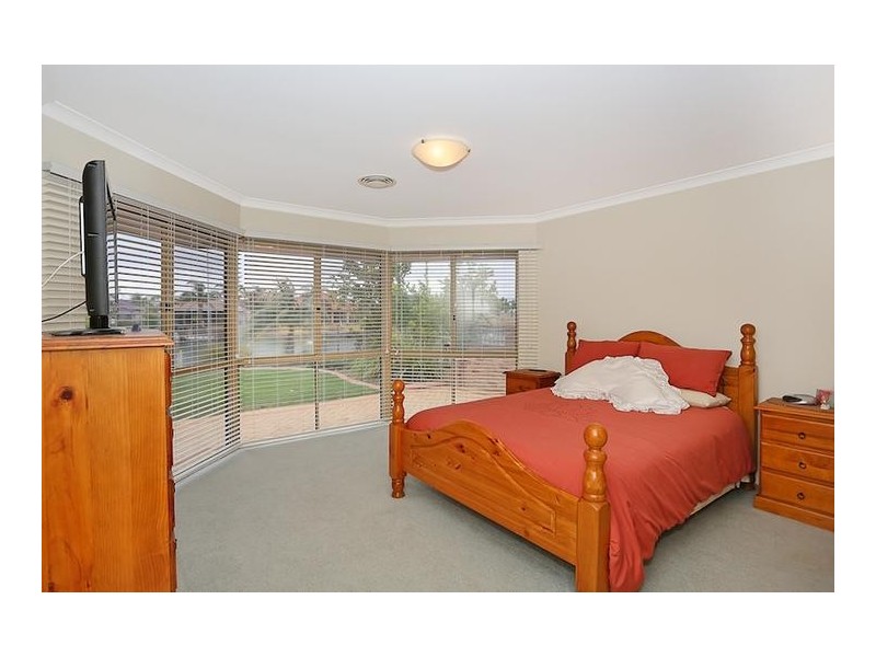 19 Waterside Drive, Dudley Park WA 6210