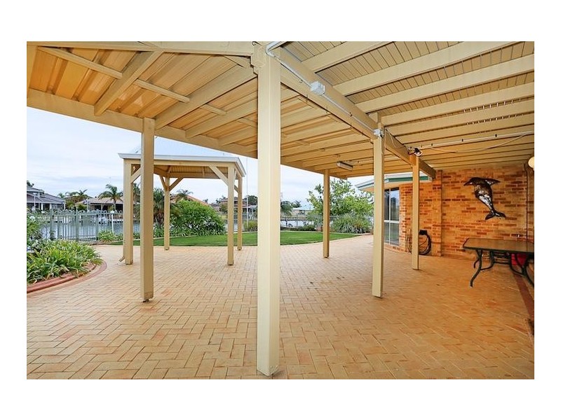 19 Waterside Drive, Dudley Park WA 6210