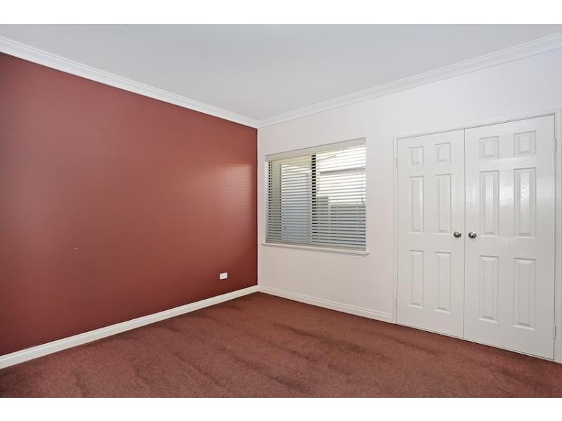 7 Ragamuffin Point, Halls Head WA 6210