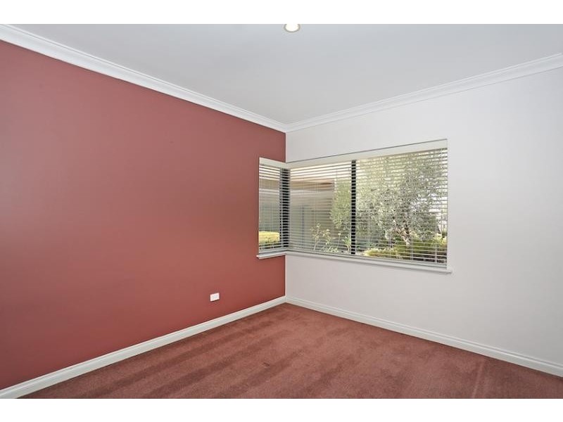 7 Ragamuffin Point, Halls Head WA 6210