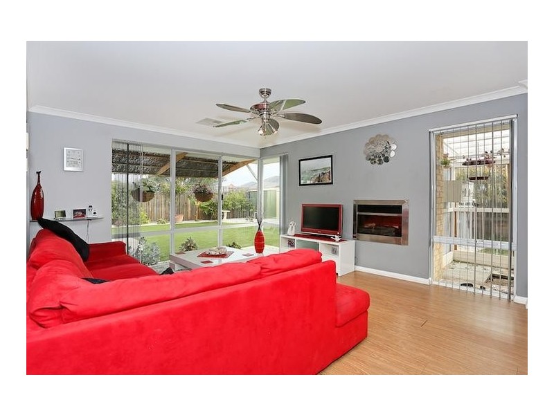 17 Karon Vista, Halls Head WA 6210