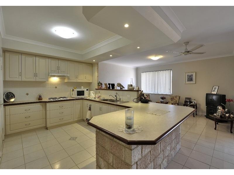 13 Wattleglen Ave, Erskine WA 6210