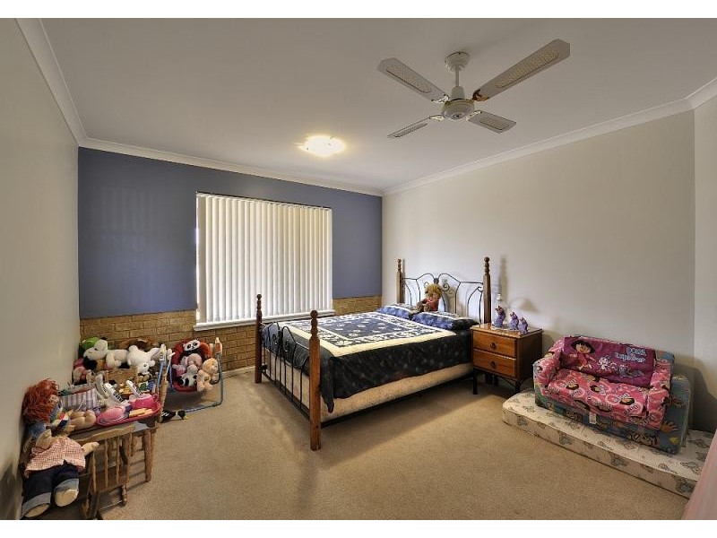 13 Wattleglen Ave, Erskine WA 6210
