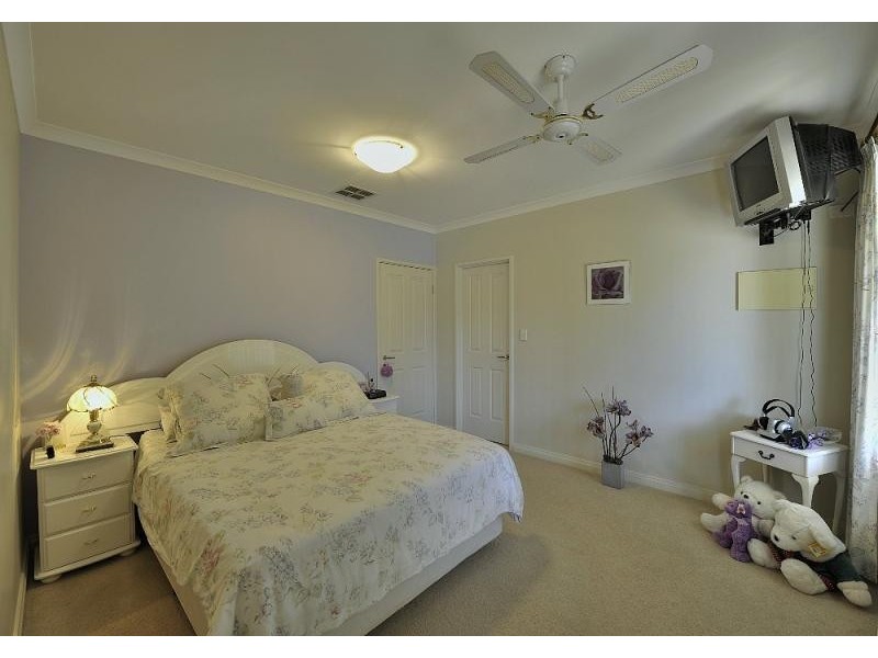 13 Wattleglen Ave, Erskine WA 6210