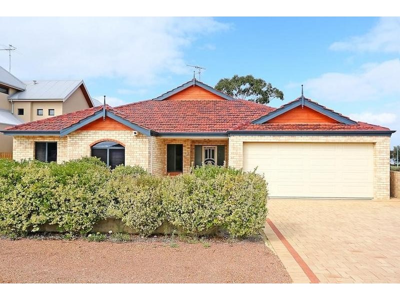 18 Governor Drive, Falcon WA 6210