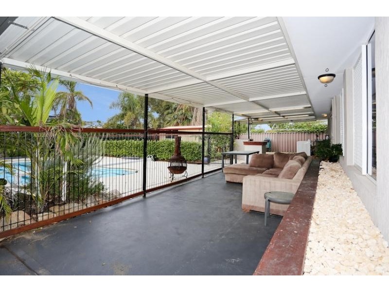 97 Peelwood Parade, Halls Head WA 6210