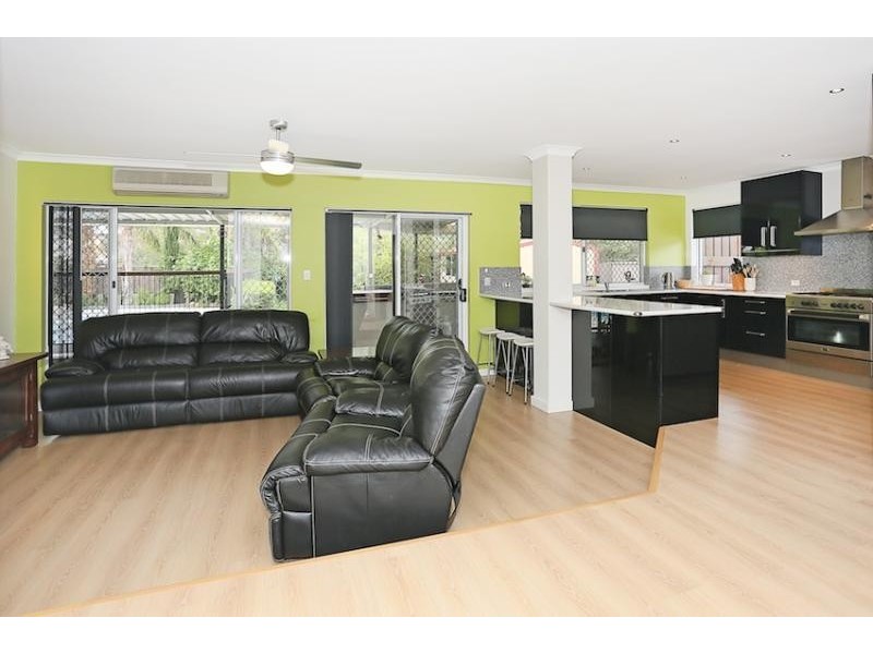 97 Peelwood Parade, Halls Head WA 6210