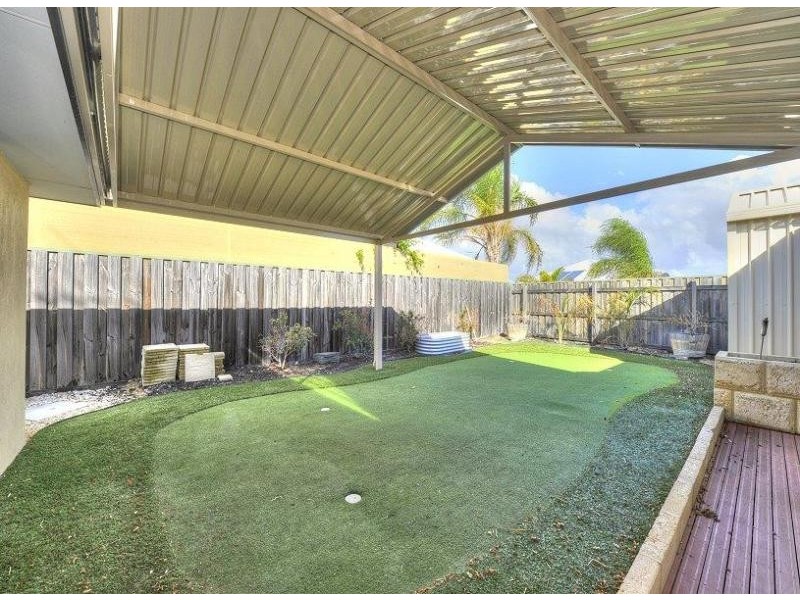 5 Binda Way, Halls Head WA 6210
