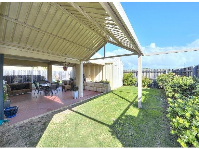 5 Binda Way, Halls Head WA 6210