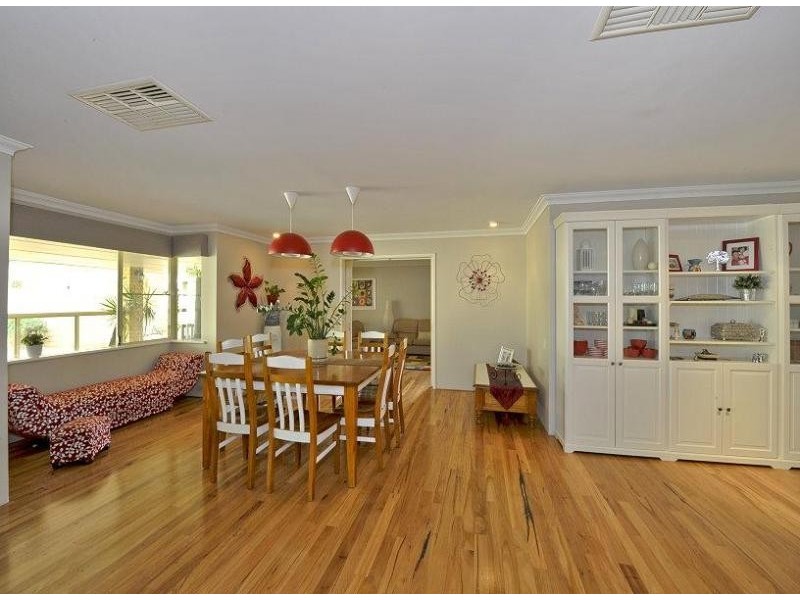 21 Victoria Circle, Greenfields WA 6210