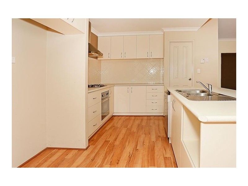 6 Moonbrook Way, Meadow Springs WA 6210