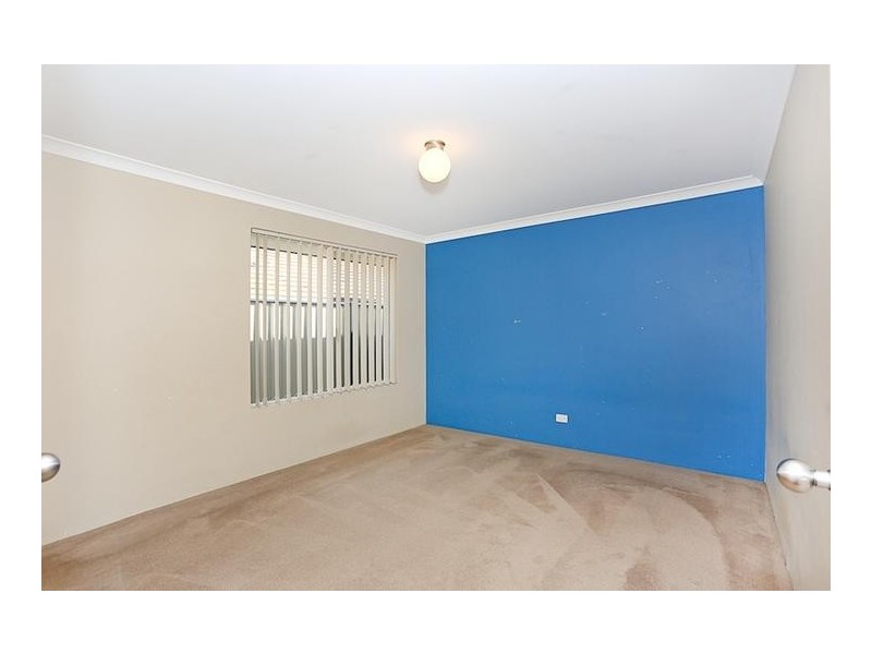 6 Moonbrook Way, Meadow Springs WA 6210