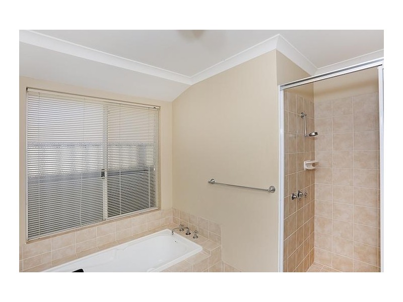 6 Moonbrook Way, Meadow Springs WA 6210