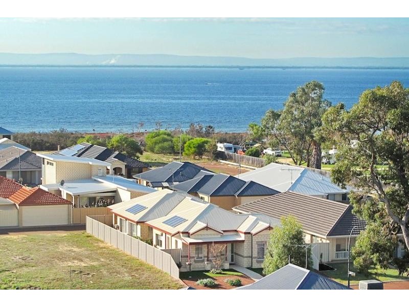 25 Contest Avenue, Falcon WA 6210