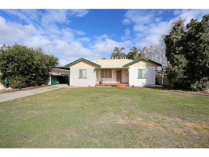 33 Service Street, Mandurah WA 6210