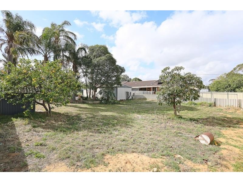 33 Service Street, Mandurah WA 6210