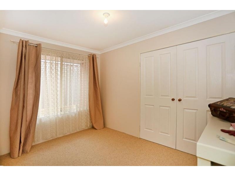 42 Admiralty Crescent, Halls Head WA 6210