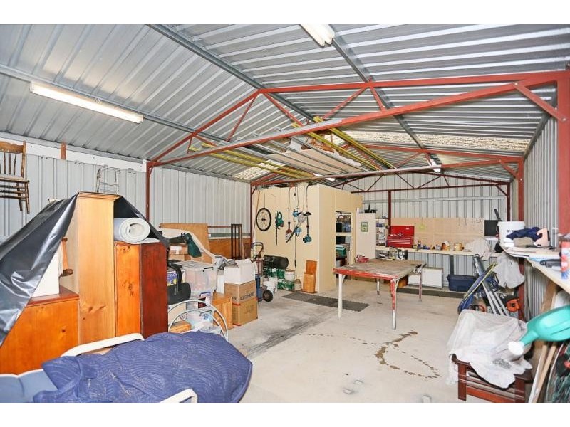 42 Admiralty Crescent, Halls Head WA 6210