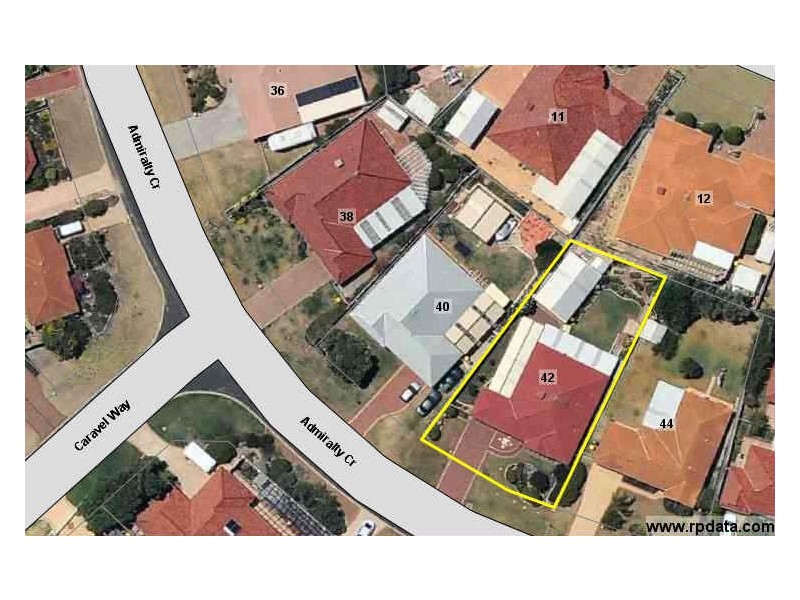 42 Admiralty Crescent, Halls Head WA 6210