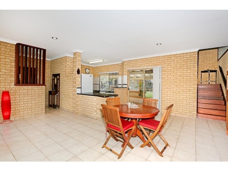 37 Seawind Drive, Silver Sands WA 6210
