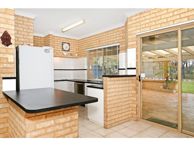 37 Seawind Drive, Silver Sands WA 6210
