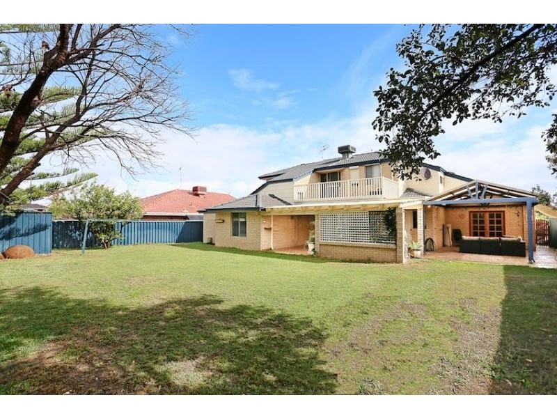 37 Seawind Drive, Silver Sands WA 6210