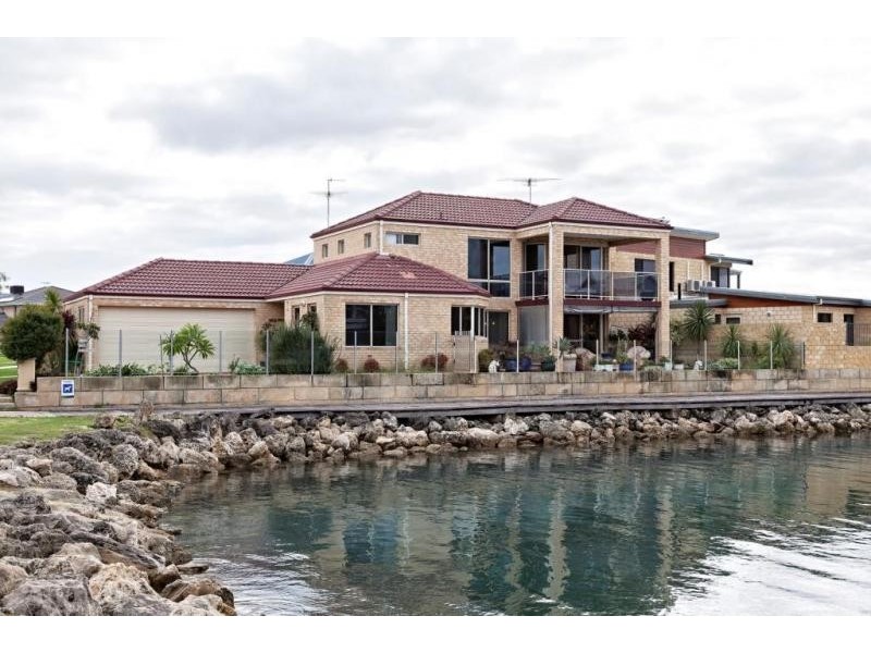 23 San Marco Quays, Halls Head WA 6210