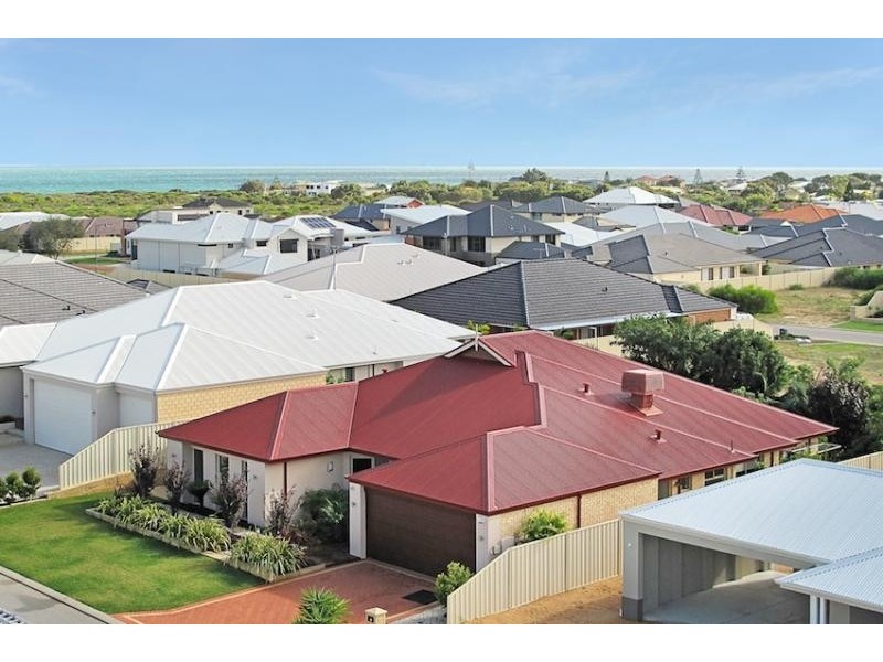 18 Joshua Carrol Street, Madora Bay WA 6210