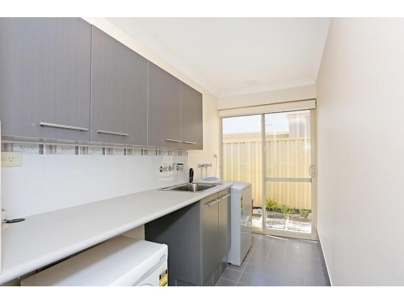 18 Joshua Carrol Street, Madora Bay WA 6210