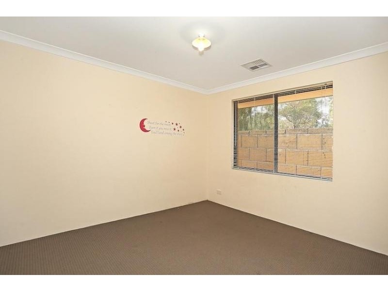 24 Honeydew Trail, Wannanup WA 6210