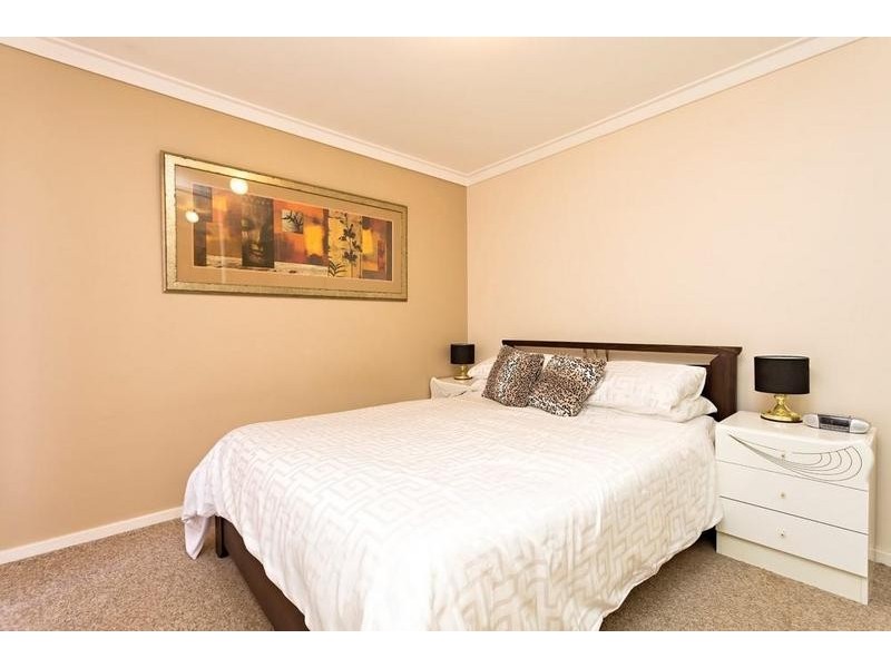 2/72 Sholl Street, Mandurah WA 6210