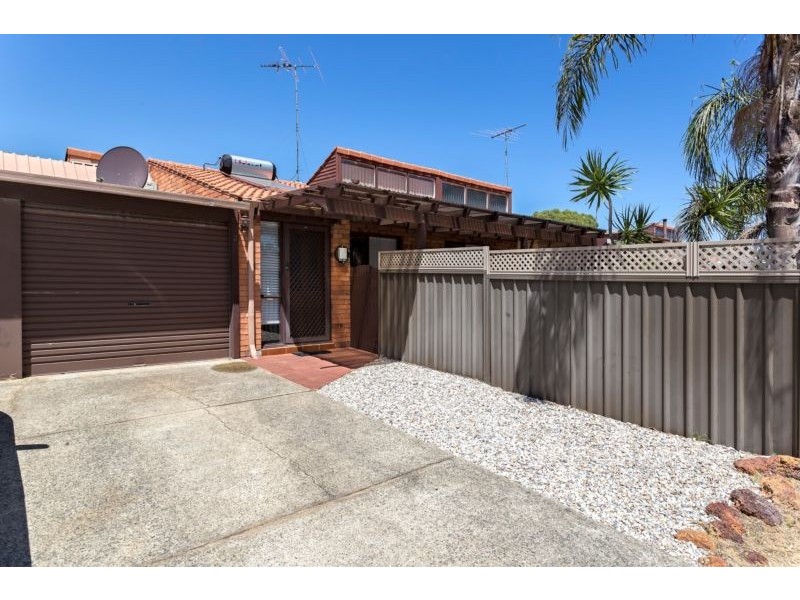 2/72 Sholl Street, Mandurah WA 6210
