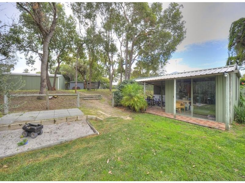 23 Silverton Crescent, Erskine WA 6210