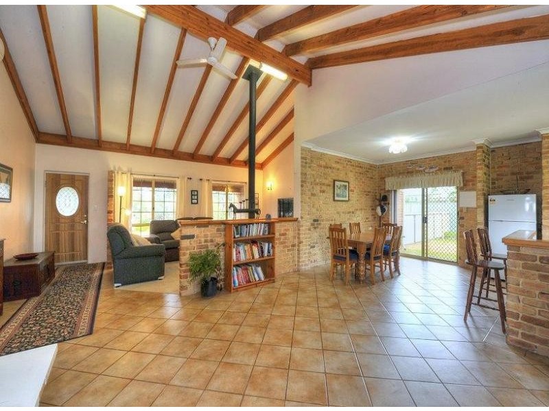 23 Silverton Crescent, Erskine WA 6210