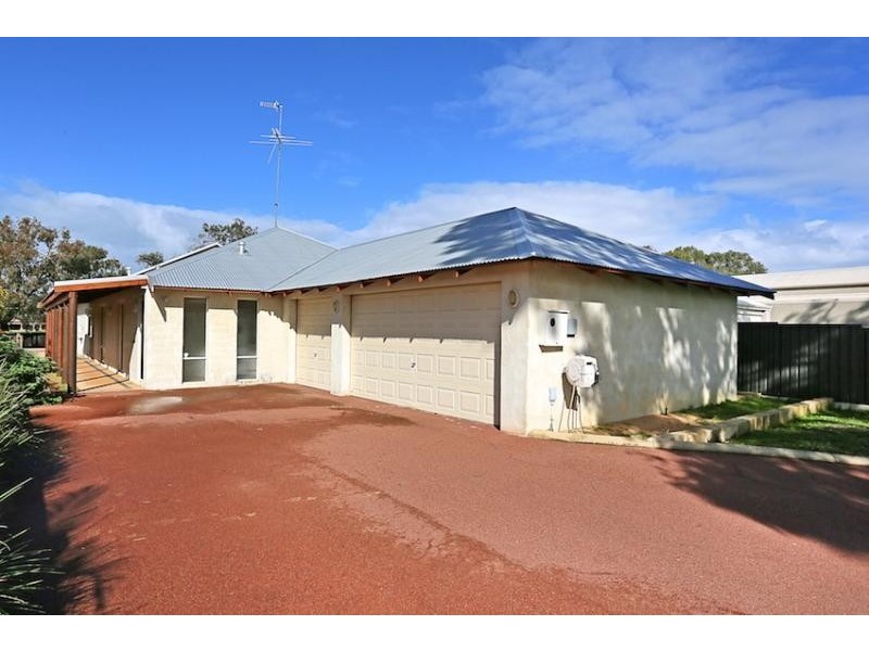104 Culeenup Road, North Yunderup WA 6208