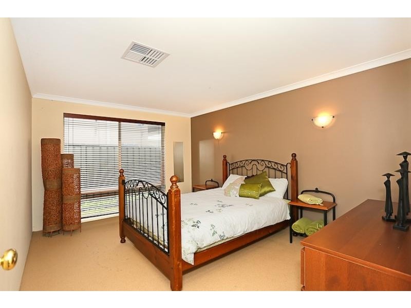 104 Culeenup Road, North Yunderup WA 6208