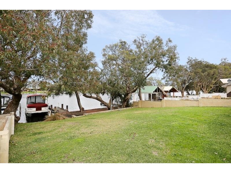 104 Culeenup Road, North Yunderup WA 6208