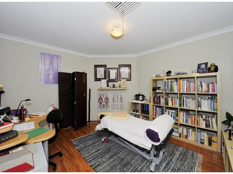 50 Summerlea Avenue, Meadow Springs WA 6210