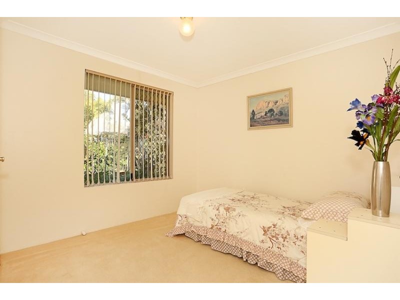 27 Rousham Crescent, Erskine WA 6210