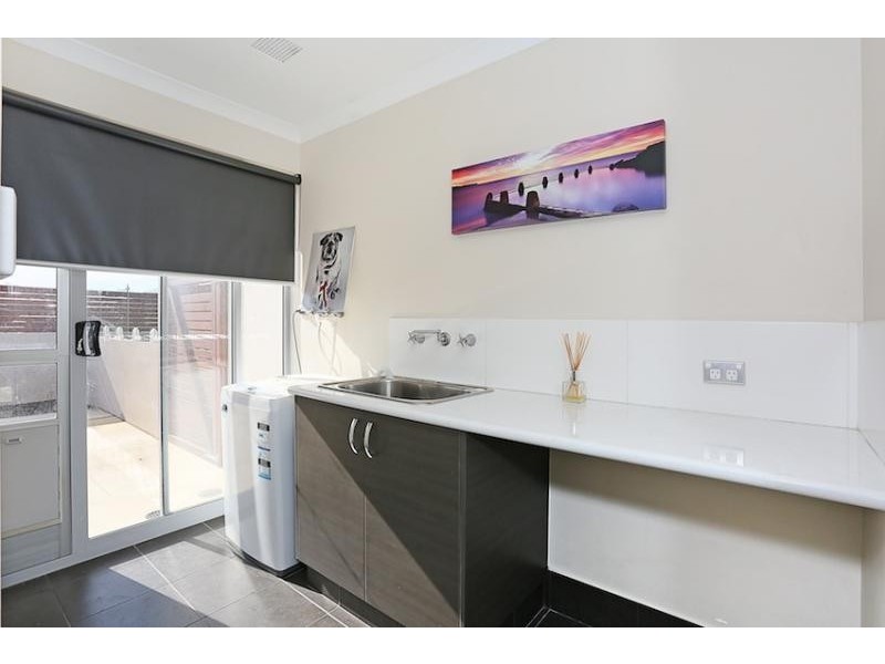 305 Peelwood Parade, Halls Head WA 6210