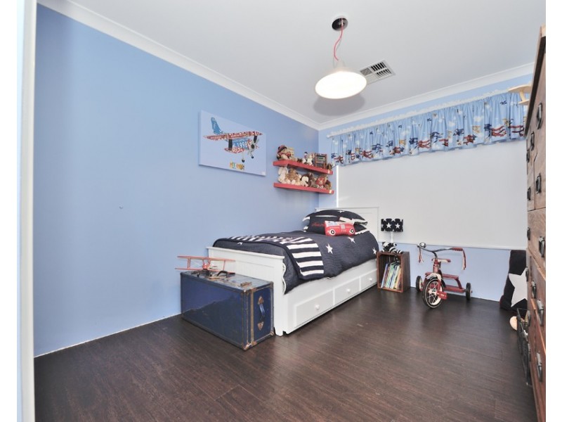60 Caledonia Close, Herron WA 6211