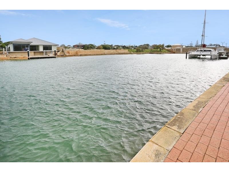 91 Sandpiper Island Retreat, Wannanup WA 6210