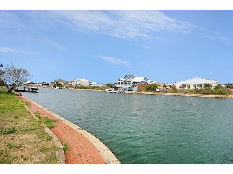 91 Sandpiper Island Retreat, Wannanup WA 6210